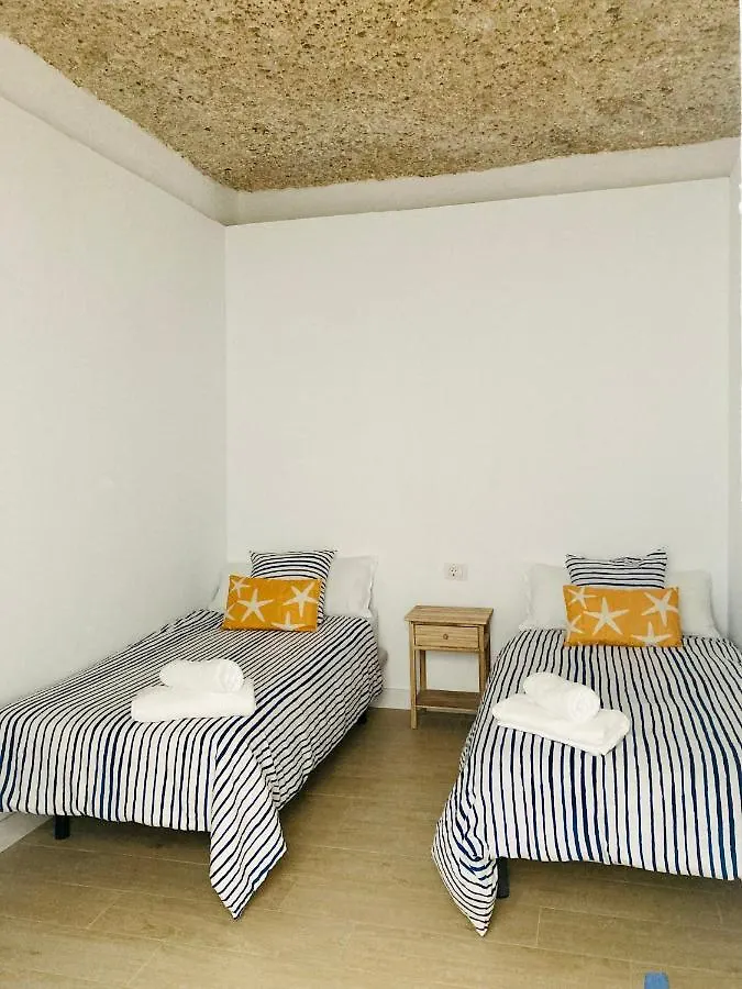 Villa Casa Dora: Tradicional Y Al Borde Del Mar. Poris de Abona