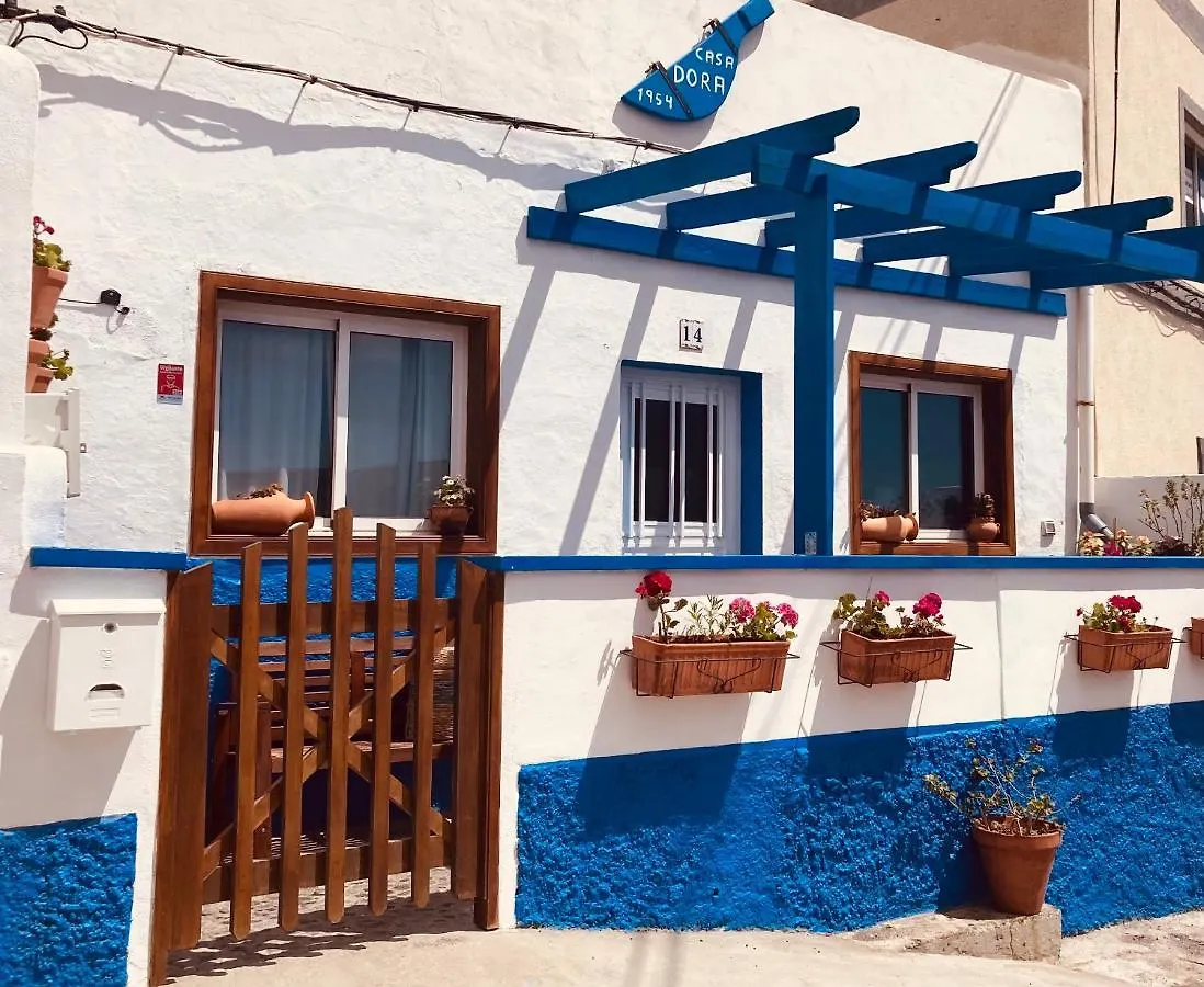 Holiday home Casa Dora: Tradicional Y Al Borde Del Mar. Villa Poris de Abona